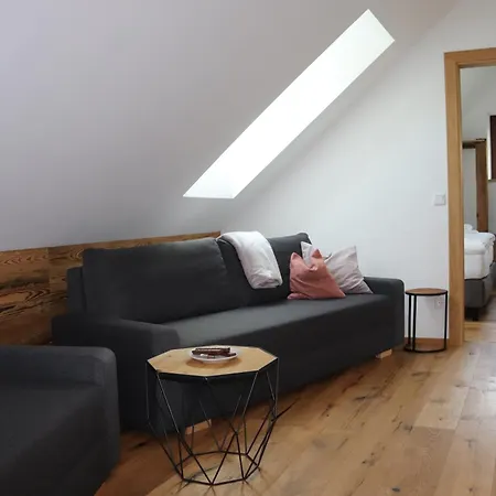 Marktplatzerl Apartman *